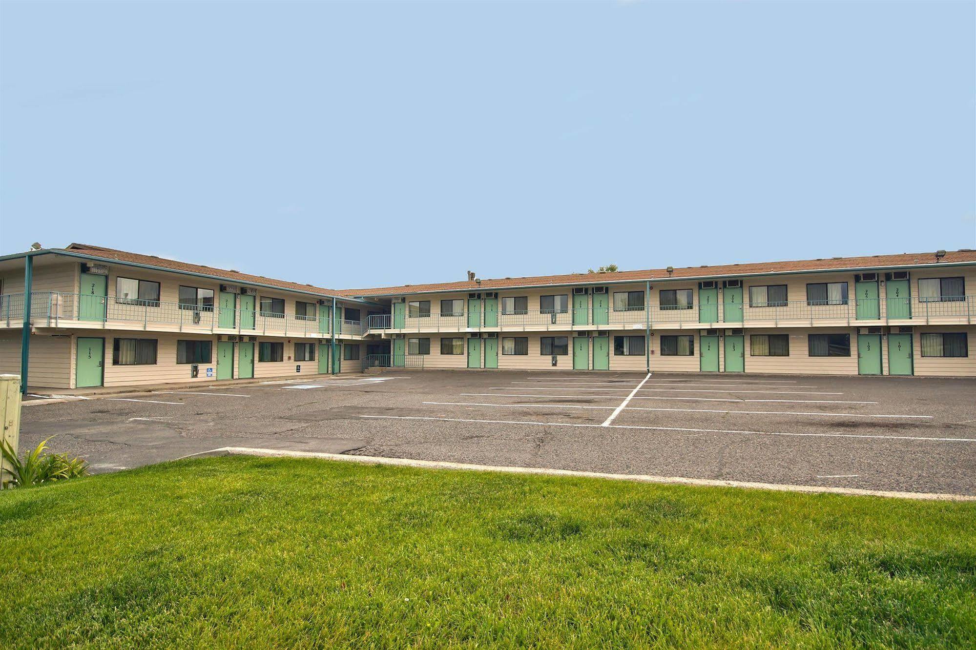 America'S Best Value Inn & Suites-Helena Kültér fotó